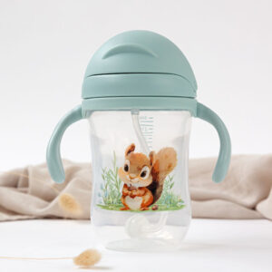 TAZA DE APRENDIZAJE ARDILLA CON ASAS COLOR SALVIA