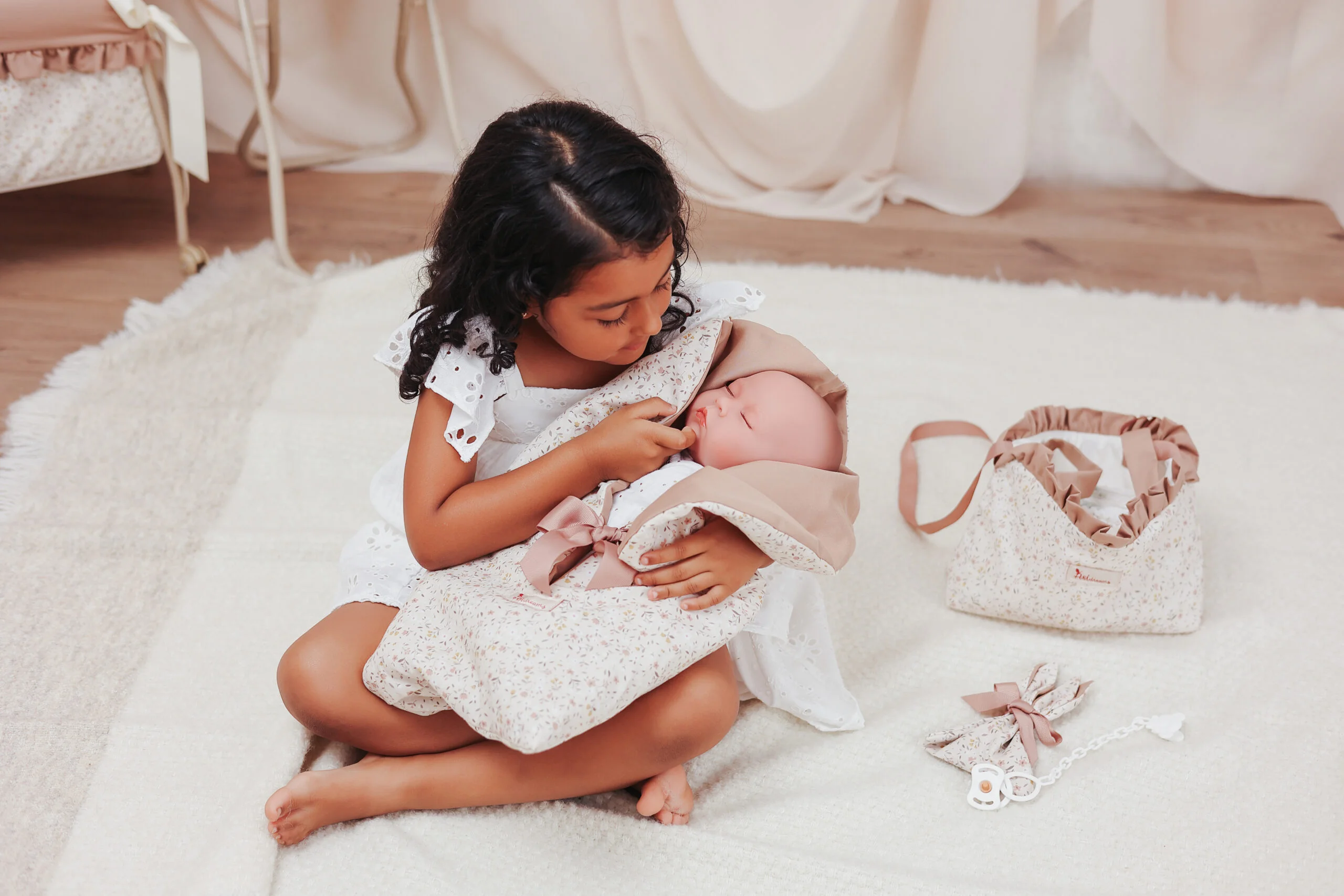 BOLSO COCHE MUÑECAS TERESA - Imagen 3